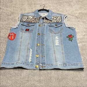 Vintage Light Blue Distressed Denim Vest with Patches
